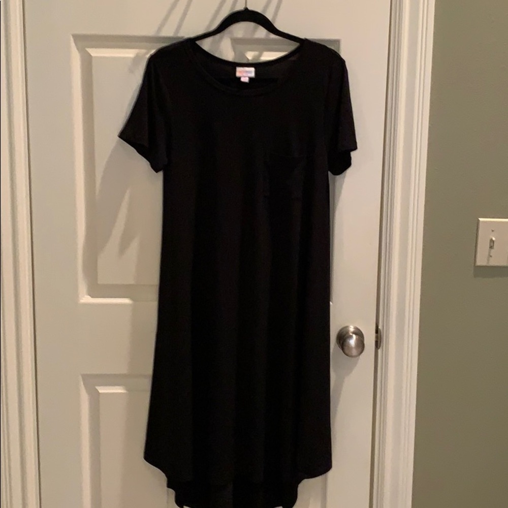 LuLaRoe solid black Carly M.  Like new